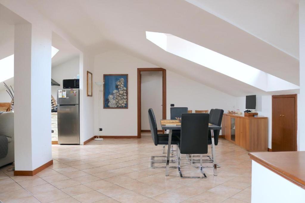 Appartement Attico In Corsico Extérieur photo